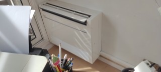 Split Suelo Mitsubishi Habitacion Buhardilla